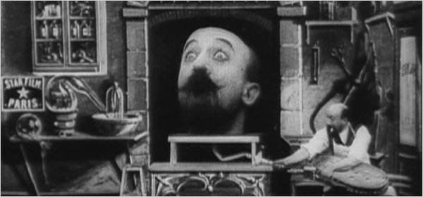 'The Man with the Rubber Head' (1901)