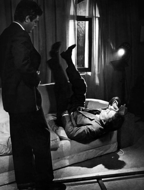 Federico Fellini - Couch